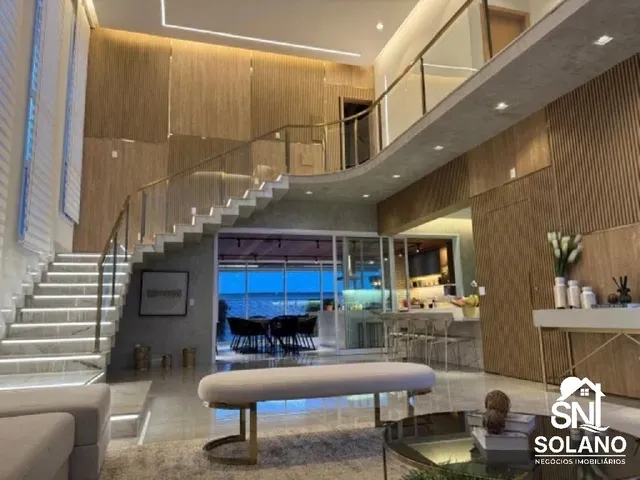 Imagem: A casa possui 3 Dormitórios, 3 Suítes, 5 Banheiros, 5