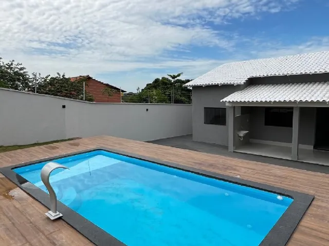 Imagem: BELÍSSIMA CASA TÉRREA 3/4 NO SETOR ITAPOA