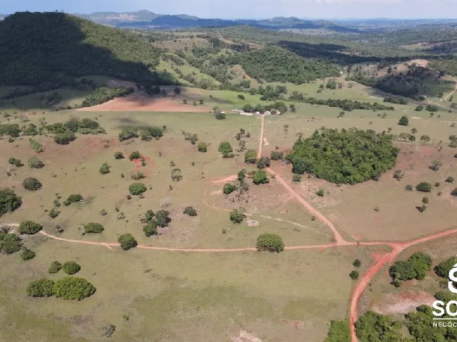 Imagem: A fazenda possui 3 Dormitórios, 2 Banheiros e está localizado