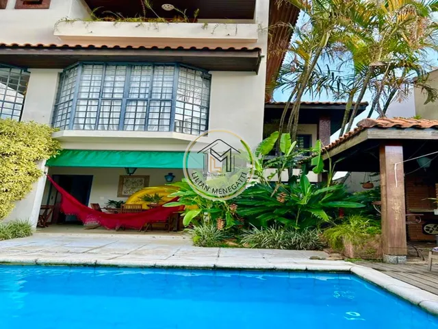 Imagem: Casa em Condomínio 3 Dormitórios 475M²