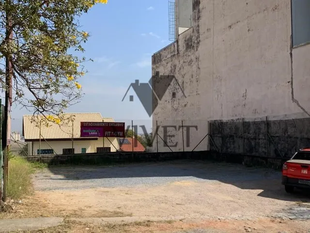 Imagem: O terreno possui 420m² de Área e está localizado em