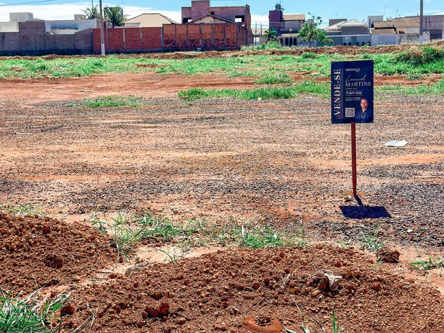 Imagem: Terreno à venda no bairro Jardim Interlagos