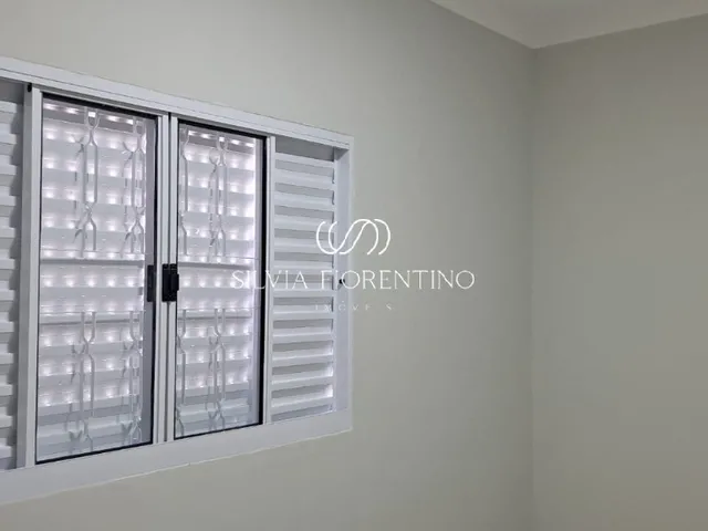 Imagem 4: Imperdível! Casa À Venda em Taubaté-Sp, Bairro Parque Urupês, 2 Quartos, 1 Suíte, 1 Sala, 2 Banheiros, 1 Vaga, 70M²