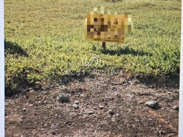 Imagem: Terreno em Condomínio de Luxo À Venda