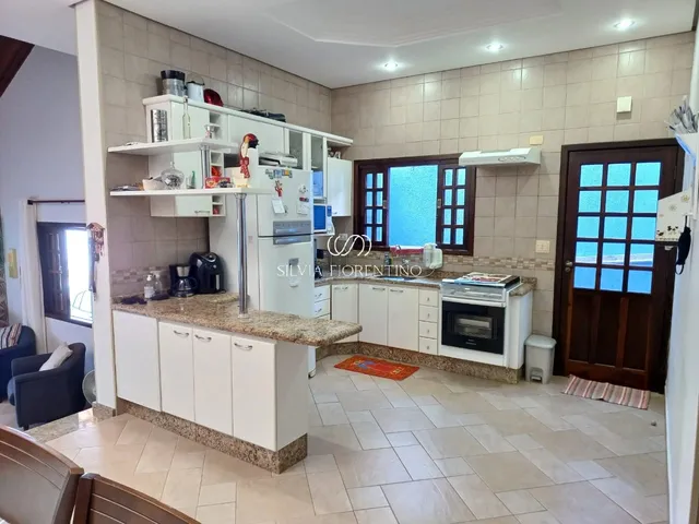 Imagem 3: Imperdível Oportunidade de Adquirir Casa com 3 Quartos na Chácara santa Luzia, Taubaté-Sp!