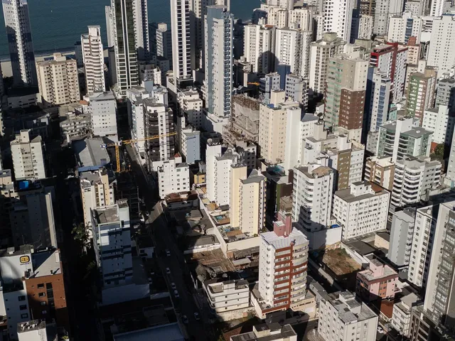 Imagem 9: Sala Comercial a Venda em Balneário Camboriú/Sc com 92M² Área Privativa, Bem Localizada, de Ótimos Acesos