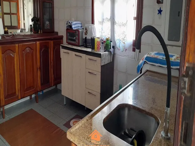 Imagem 3: Casa para Venda em Saquarema, Itaúna, 4 Dormitórios, 2 Suítes, 1 Banheiro, 2 Vagas