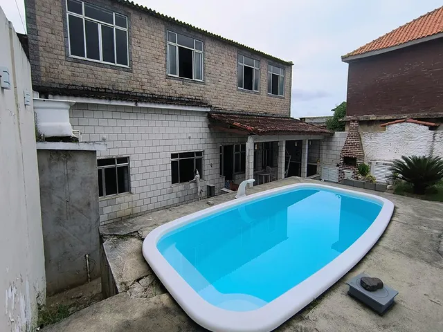 Imagem: Casa com Piscina Frente Mar À Venda em