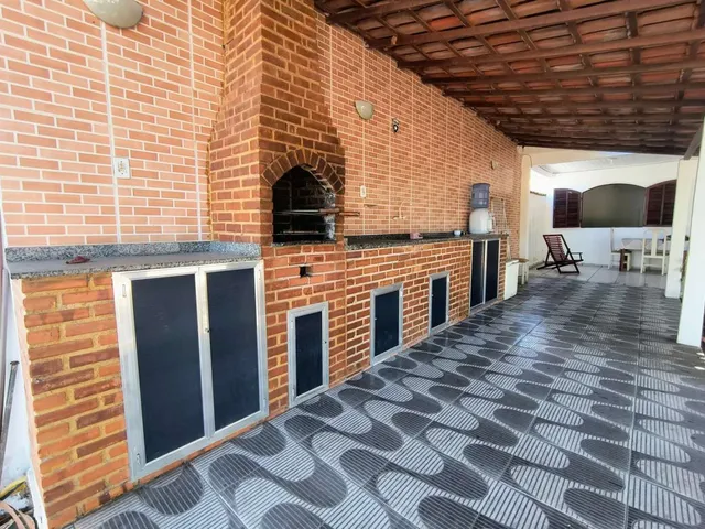 Imagem 4: Casa para Venda em Saquarema, Jaconé (Sampaio Correia), 5 Dormitórios, 2 Suítes, 2 Banheiros, 2 Vagas