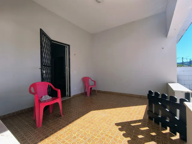Imagem 4: Casa para Venda em Saquarema, Jaconé (Sampaio Correia), 5 Dormitórios, 1 Suíte, 5 Banheiros, 2 Vagas