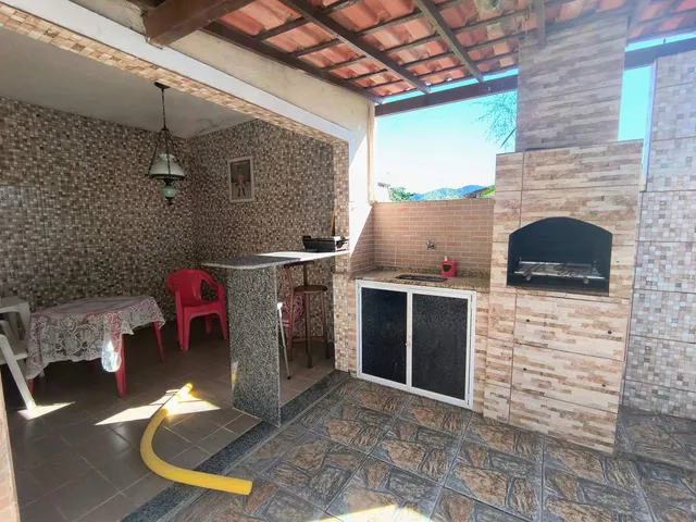 Imagem 12: Casa para Venda em Saquarema, Jaconé (Sampaio Correia), 5 Dormitórios, 1 Suíte, 5 Banheiros, 2 Vagas