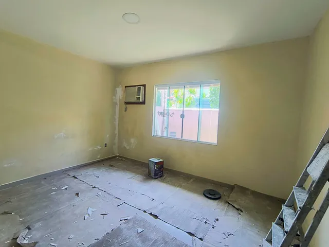 Imagem 8: Casa para Venda em Saquarema, Gravatá, 3 Dormitórios, 1 Suíte, 2 Banheiros, 2 Vagas