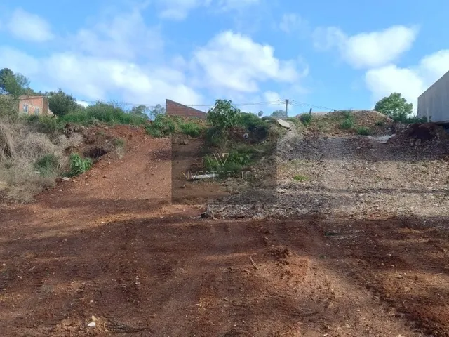 Imagem: Terreno À Venda em Almirante Tamandaré