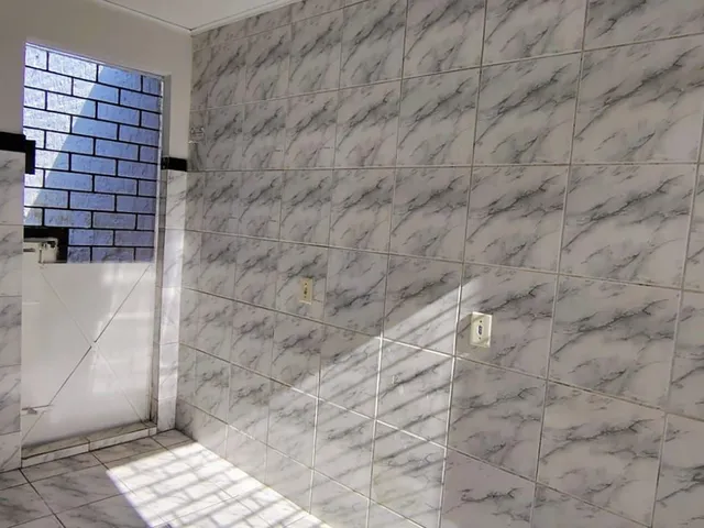 Imagem 8: Casa à venda de esquina na Ponta Grossa, 3/4, sala ampla, garagem e DCE, 323m2