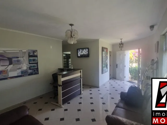 Imagem 6: Imperdível Casa Comercial à Venda em Jundiaí-SP, Bairro Anhangabaú: 6 Quartos, 3