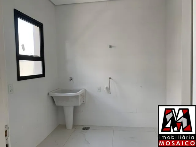 Imagem 5: Casa nova em condomínio fechado , 04 suites com piscina