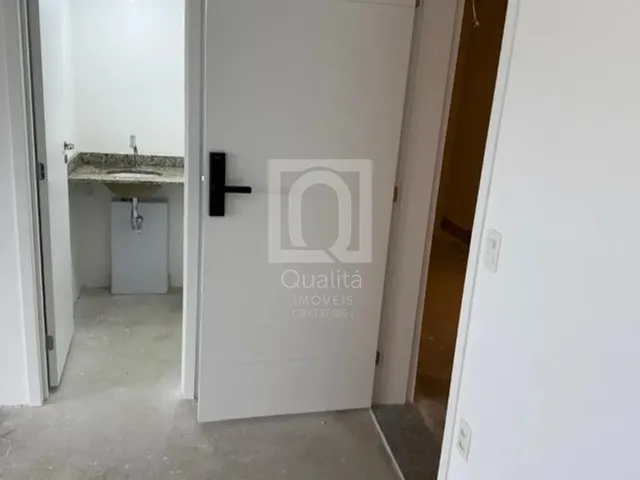 Imagem: O apartamento possui 3 Dormitórios, 3 Suítes, 4
