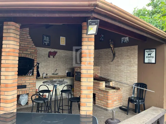 Imagem 3: Casa Térrea com 3 Quartos e Piscina À Venda no Portal do Sabiá