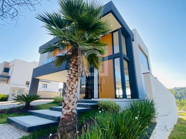 Imagem: Casa com 4 Suítes À Venda no Alphaville