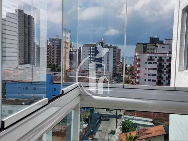 Imagem: O apartamento possui 2 Dormitórios, 1 Suíte, 1 Banheiro,