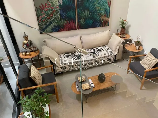 Imagem: A casa em condomínio possui 5 Dormitórios, 3 Suítes, 4