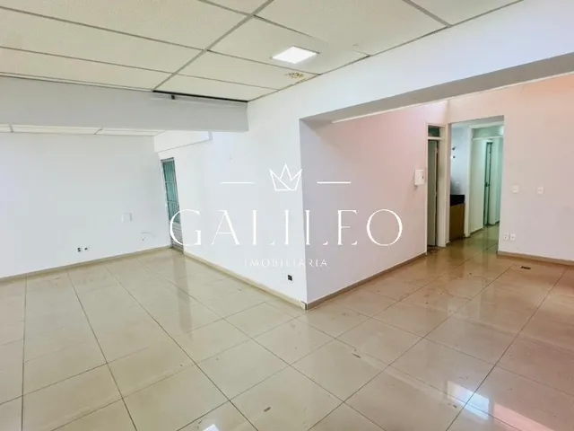Imagem 2: Imóvel Comercial Espaçoso no Centro de Jundiaí: 4 Salas, 2 Banheiros, 2 Vagas de