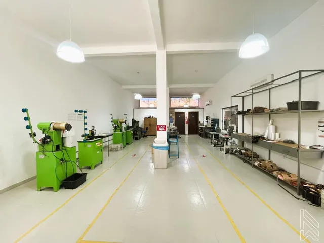 Imagem 2: PRÉDIO COMERCIAL E/OU INDUSTRIAL