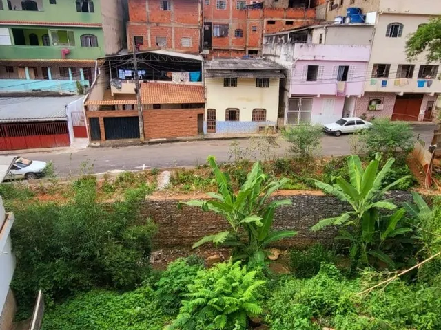 Imagem 2: CASA RESIDENCIAL em CARATINGA - MG, ESPLANADA