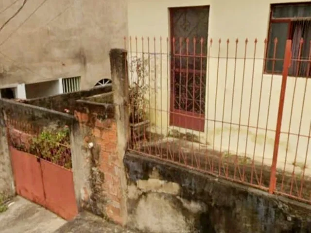 Imagem: A casa possui 2 Dormitórios, 381m² de Área e está