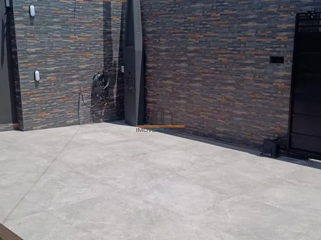 Imagem 7: Casa à venda em Canoas, Harmonia - Churrasqueira e Piscina
