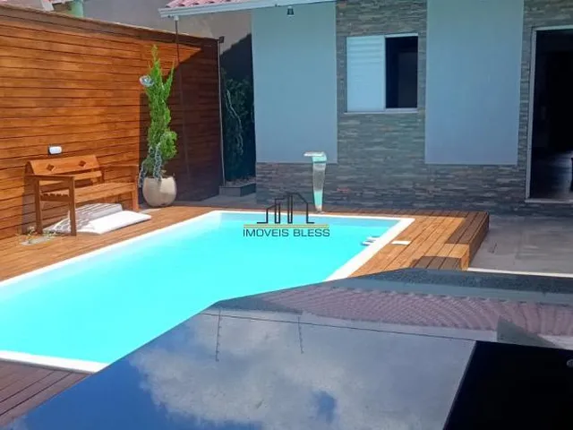 Imagem 13: Casa à venda em Canoas, Harmonia - Churrasqueira e Piscina