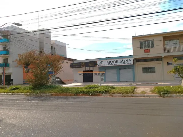 Imagem 4: Prédio Comercial de Esquina – Centro