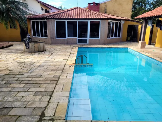 Imagem: Belíssima casa no bairro Igara II