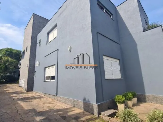 Imagem 2: Linda Casa Casa com 4 dormitórios
