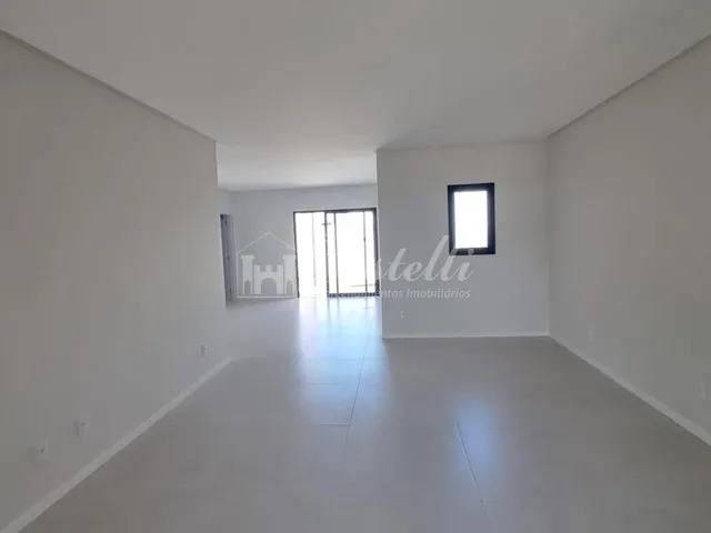 Imagem 3: Casa para à venda, no Bairro Uvaranas, PONTA GROSSA - PR