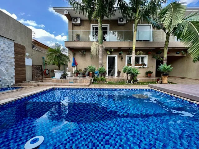 Imagem: Casa com 4 dormitórios à venda,371.53