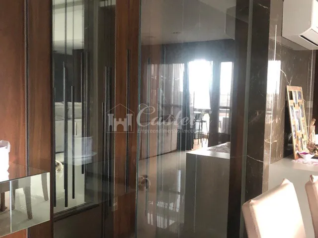 Imagem 5: Cobertura duplex medindo 186,00 de área útil. Localizada em bairro nobre da Cidade