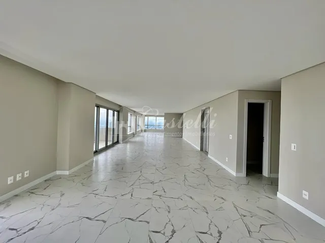 Imagem 6: Apartamento com 4 dormitórios à venda,340.00 m , Centro, PONTA GROSSA - PR
