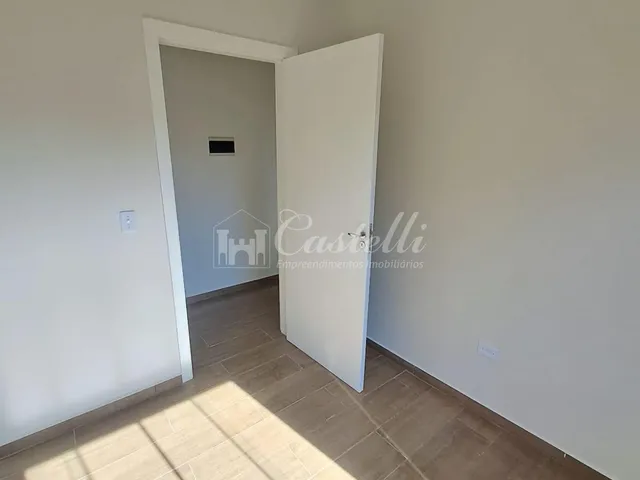 Imagem 13: Casa para à venda, no Bairro Uvaranas, PONTA GROSSA - PR