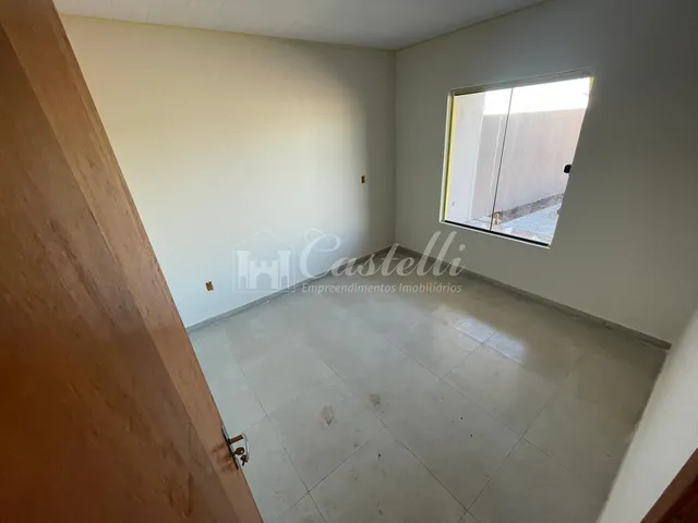Imagem 6: Casa para à venda, no Bairro Uvaranas, em PONTA GROSSA - PR