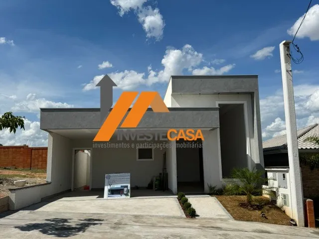 Imagem: A casa em condomínio possui 3 Dormitórios, 3 Suítes, 3