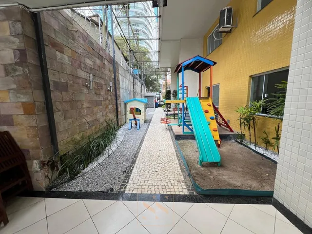 Imagem 16: Apartamento no bairro Umarizal: 03 suítes, 02 salas, 05 banheiros, 02 vagas e 165m²