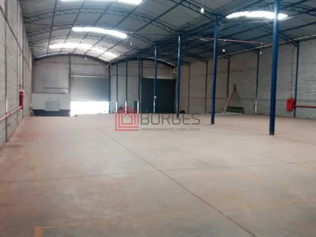 Imagem: O depósito possui 1.000m² de Área e está localizado em