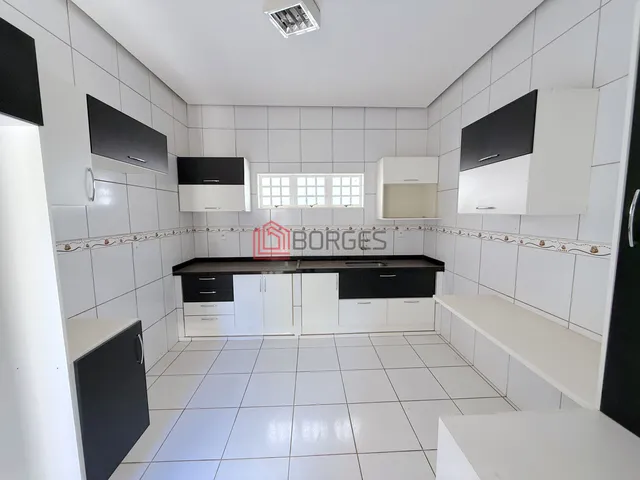 Imagem 6: Imóvel Comercial ou residencial com 3 quartos de Esquina para Locação no Maranhão Novo
