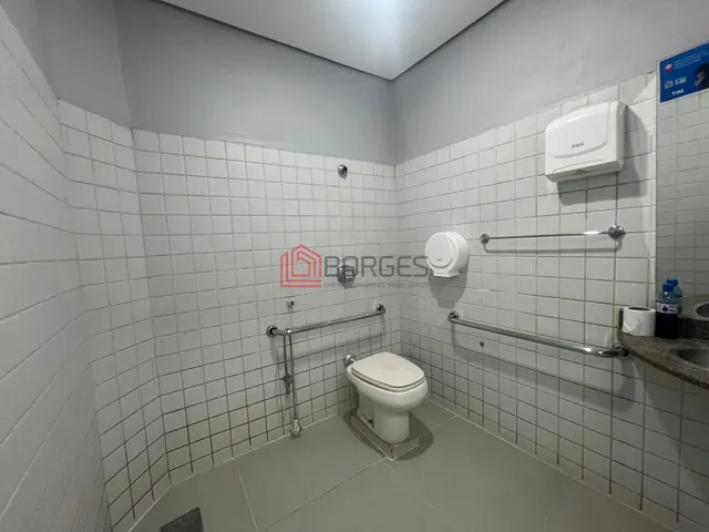 Imagem 2: Ponto Comercial na Av. Getúlio Vargas (parte superior