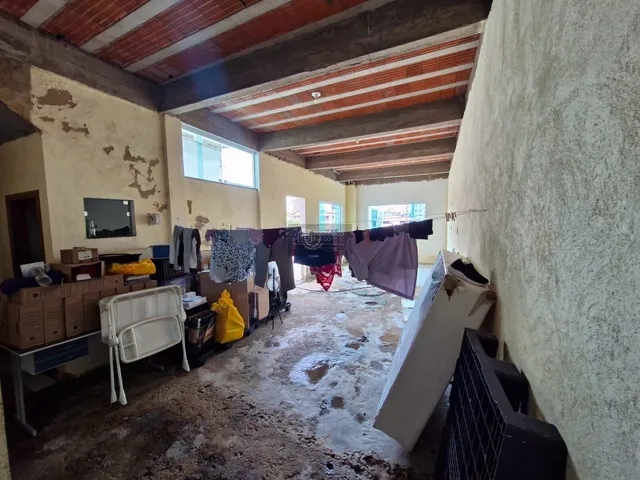Imagem 15: Casa 4 Quartos com Suíte e 2 Vagas – 220m² – Bairro Heliópolis, Região Norte –