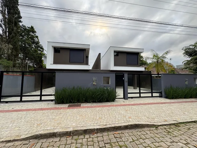 Imagem: CASA SOBRADO NO SAGUAÇU 04 SUÍTES