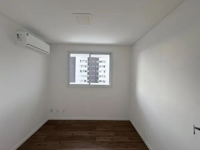 Imagem 8: APARTAMENTO NO CENTRO | EM FRENTE AO 62° BI | SUÍTE + 1 | 1 VAGA DE GARAGEM