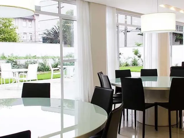 Imagem 14: APARTAMENTO NO CENTRO AO LADO DO MUELLER | 145 M² | 2 SUÍTES + 2 DORMITÓRIOS