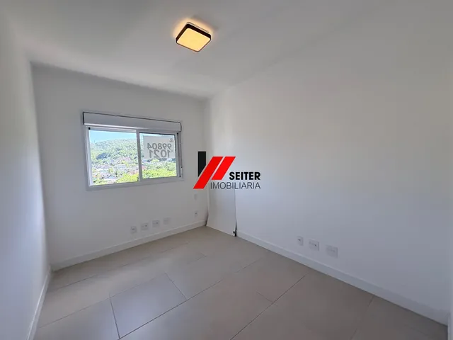 Imagem 4: Apartamento de 2 dormitórios com suite para alugar Florianopolis